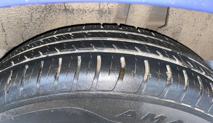 2019 Maruti Dzire VXI AMT, Petrol, Automatic, 25,666 km, Left Rear Tyre Tread