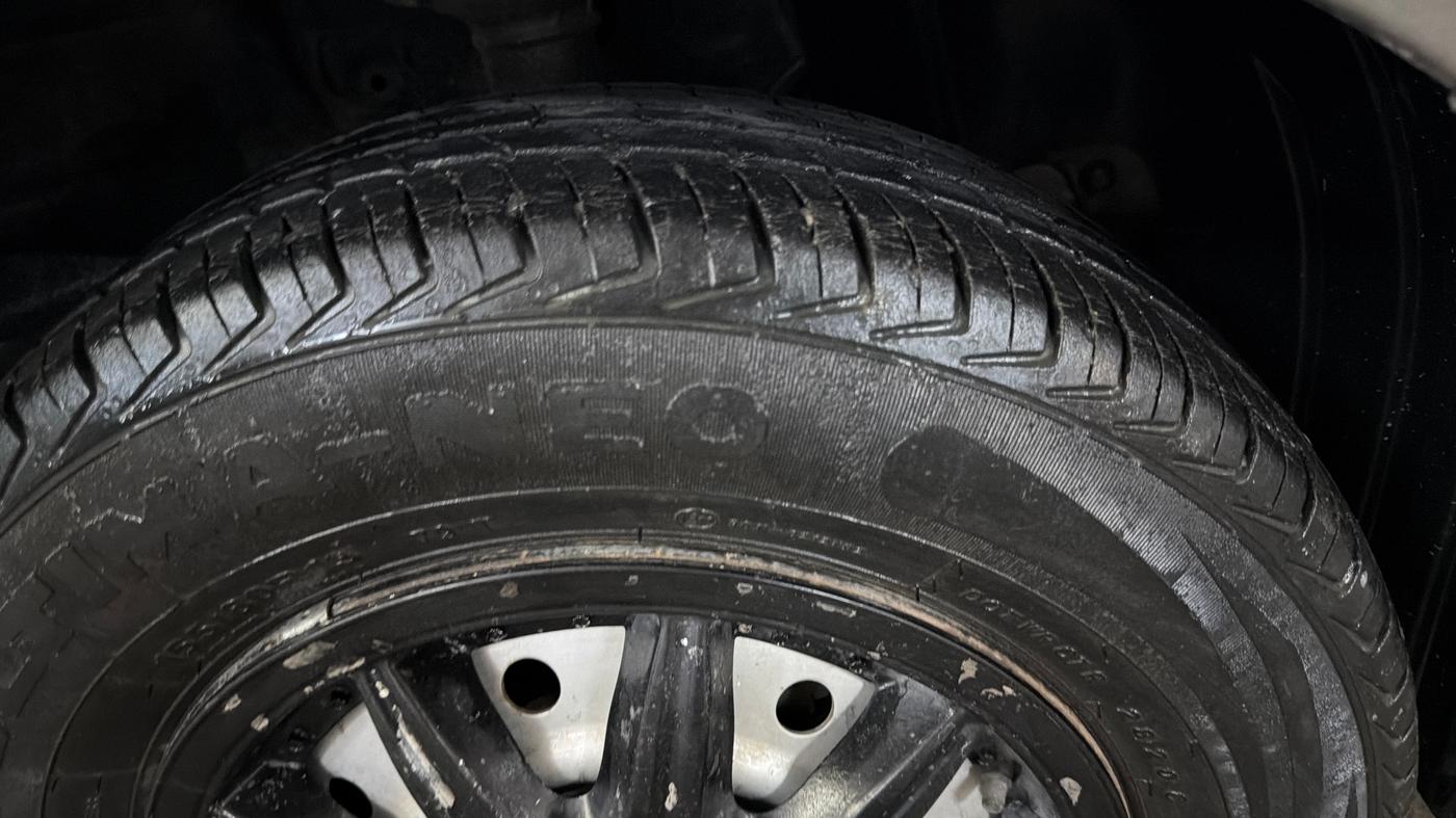 2020 Maruti New Wagon-R LXI 1.0, Petrol, Manual, 27,389 km, Right Front Tyre Tread