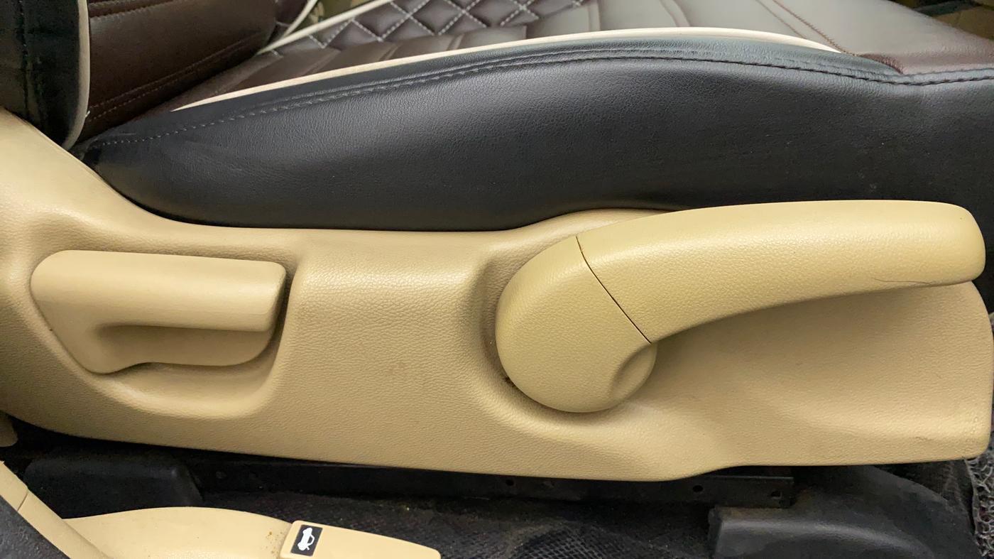 2013 Honda City 1.5L I-VTEC S AT, Petrol, Automatic, 81,280 km, Driver Side Adjustment Panel