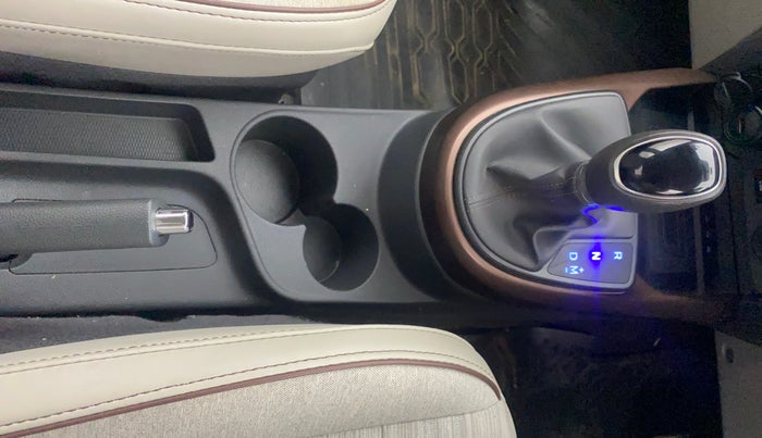 2021 Hyundai AURA SX PLUS 1.2 AMT, Petrol, Automatic, 93,830 km, Gear Lever