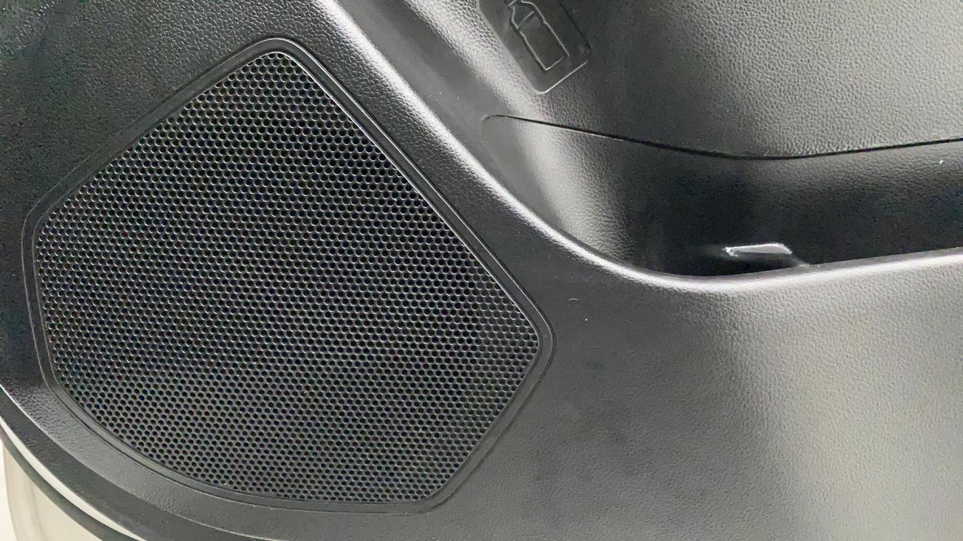 2019 Maruti Swift VXI, Petrol, Manual, 44,583 km, Speaker