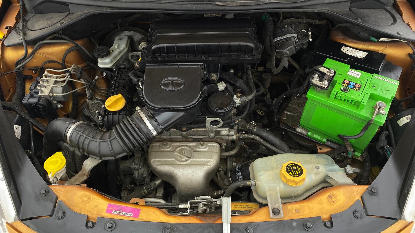 2018 Tata Tiago XZ 1.2 REVOTRON, Petrol, Manual, 52,035 km, Open Bonet