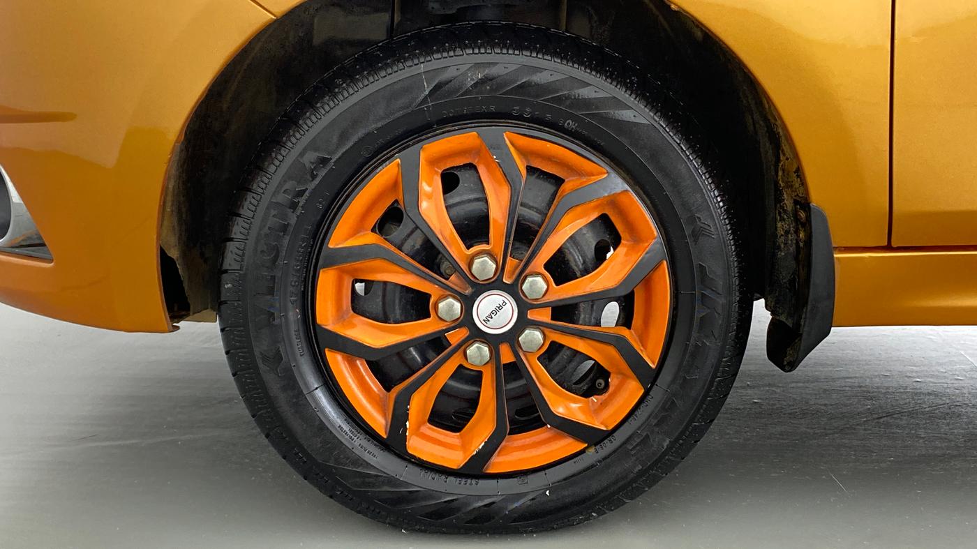 2018 Tata Tiago XZ 1.2 REVOTRON, Petrol, Manual, 52,035 km, Left Front Wheel