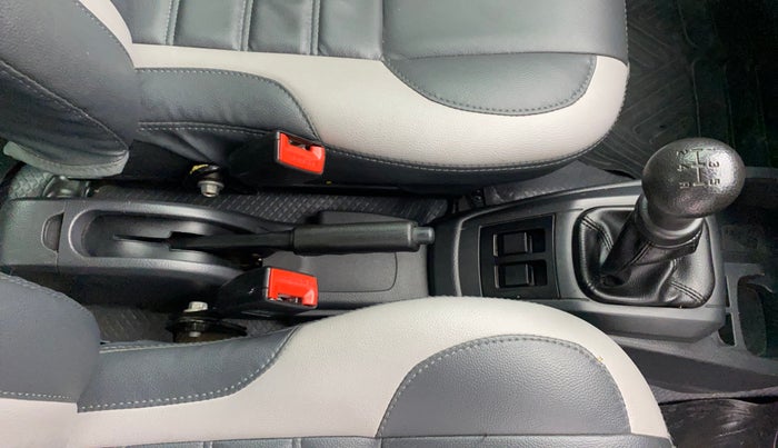 2016 Maruti Alto 800 VXI, Petrol, Manual, 34,636 km, Gear Lever