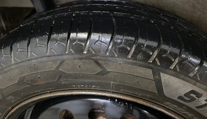 2015 Maruti Wagon R 1.0 VXI, Petrol, Manual, 49,111 km, Right Rear Tyre Tread