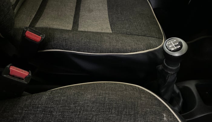 2015 Maruti Wagon R 1.0 VXI, Petrol, Manual, 49,111 km, Gear Lever