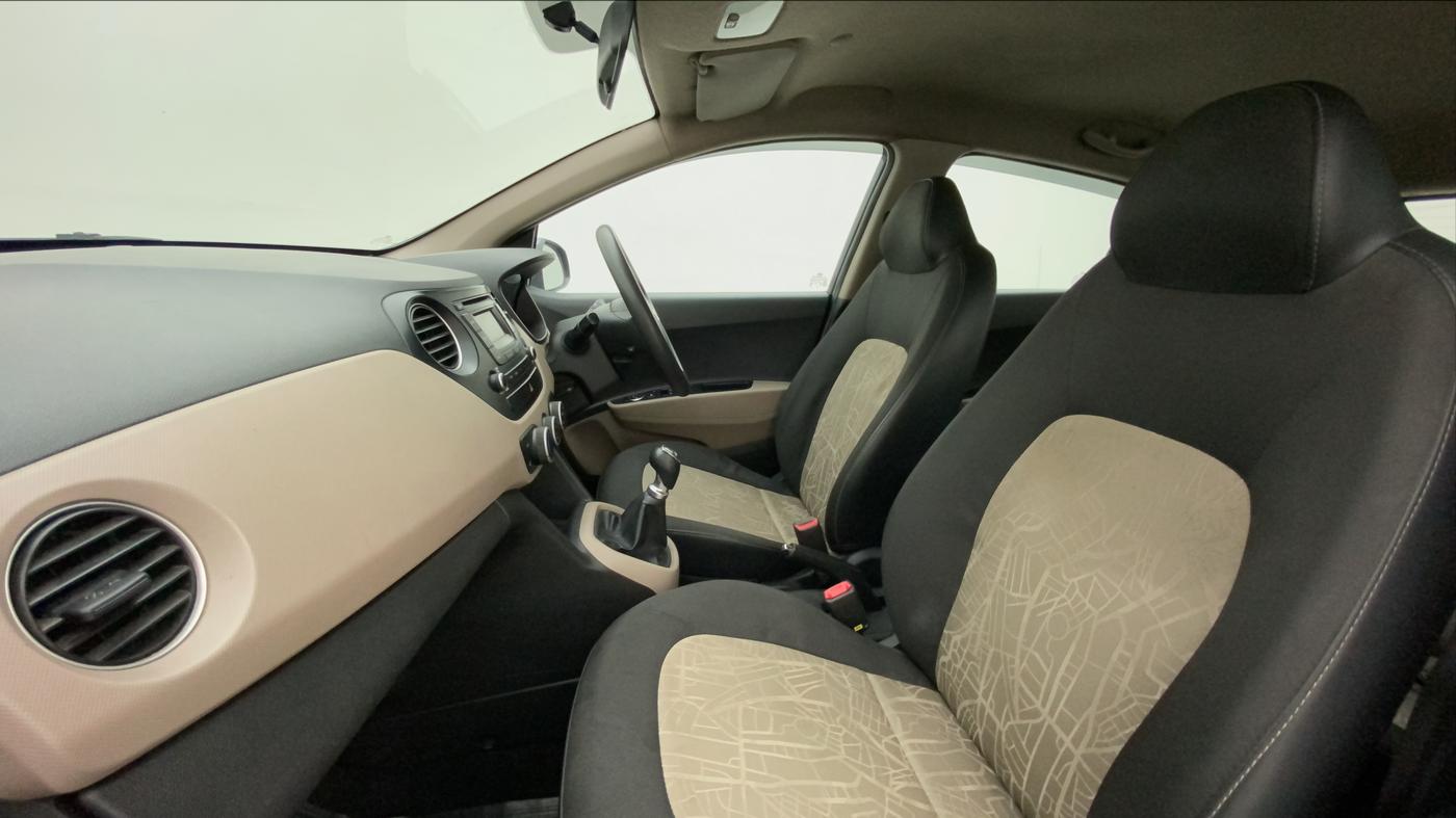 2015 Hyundai Grand i10 SPORTZ 1.2 KAPPA VTVT, Petrol, Manual, 61,975 km, Right Side Front Door Cabin