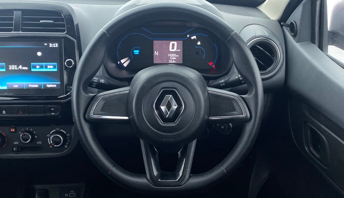 2021 Renault Kwid 1.0 RXT Opt AT, Petrol, Automatic, 14,312 km, Steering Wheel Close Up