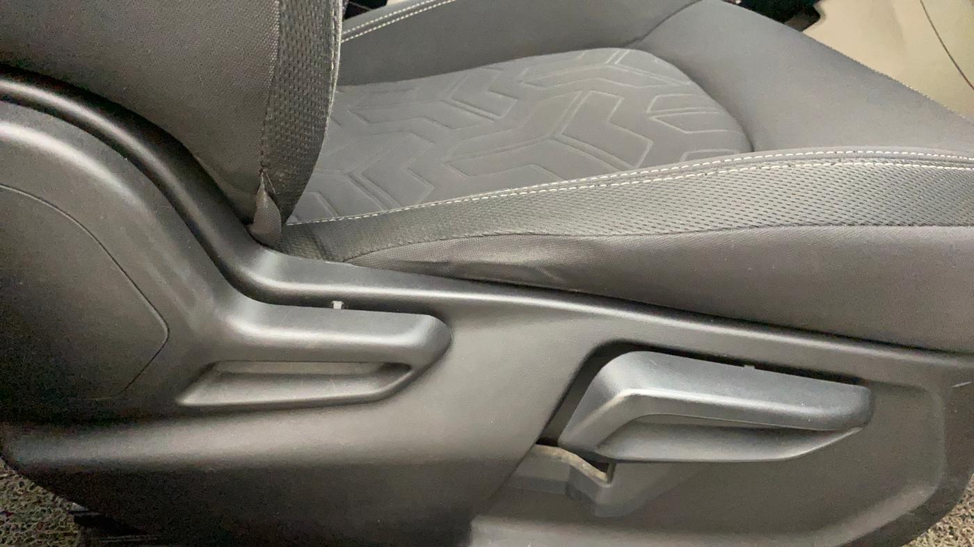 2020 Tata NEXON XZA PLUS SUNROOF PETROL, Petrol, Automatic, 17,921 km, Driver Side Adjustment Panel