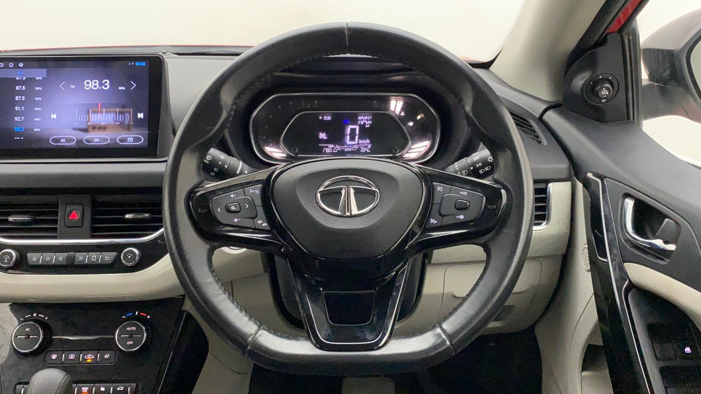 2020 Tata NEXON XZA PLUS SUNROOF PETROL, Petrol, Automatic, 17,921 km, Steering Wheel Close Up