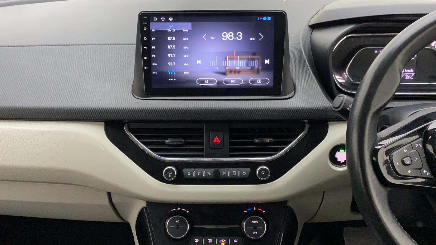 2020 Tata NEXON XZA PLUS SUNROOF PETROL, Petrol, Automatic, 17,921 km, Air Conditioner