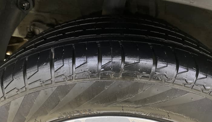 2021 KIA SONET HTK PLUS 1.0 IMT, Petrol, Manual, 40,517 km, Right Rear Tyre Tread