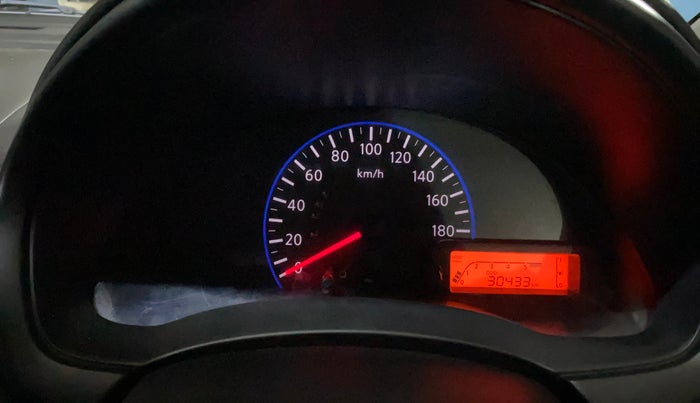 2018 Datsun Go T, Petrol, Manual, 30,428 km, Odometer Image