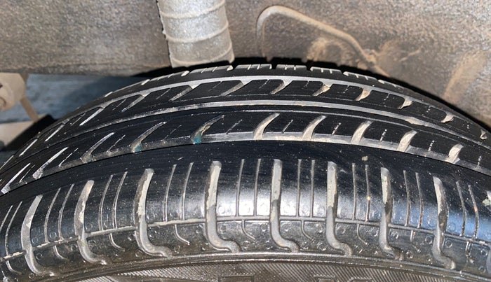 2018 Datsun Go T, Petrol, Manual, 30,428 km, Right Rear Tyre Tread