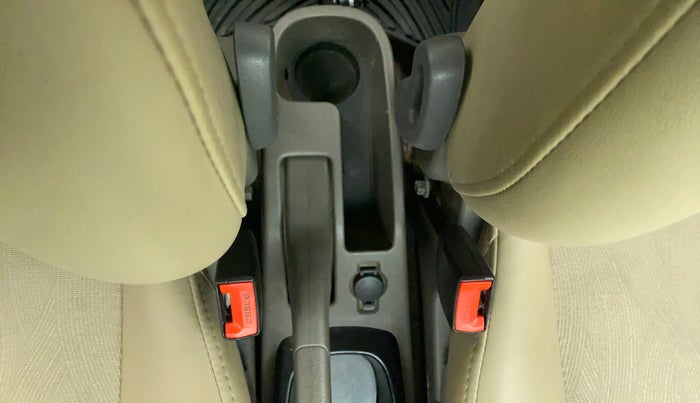 2013 Hyundai i10 MAGNA 1.2, Petrol, Manual, 58,937 km, Driver Side Adjustment Panel