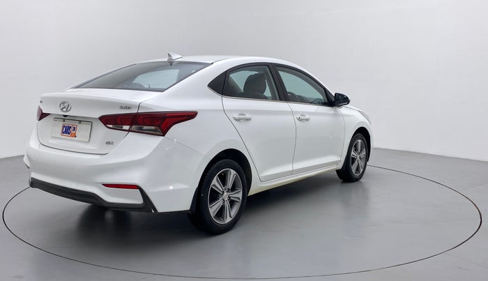 2018 Hyundai Verna 1.6 CRDI SX + AT, Diesel, Automatic, 66,035 km, Right Back Diagonal