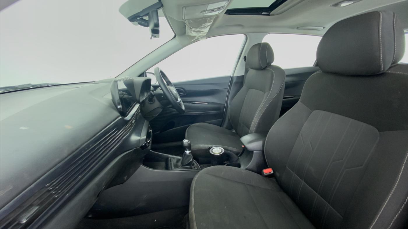 2020 Hyundai NEW I20 ASTA (O) 1.2 MT, Petrol, Manual, 36,716 km, Right Side Front Door Cabin