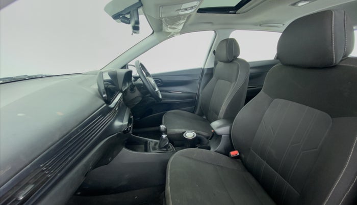 2020 Hyundai NEW I20 ASTA (O) 1.2 MT, Petrol, Manual, 36,716 km, Right Side Front Door Cabin