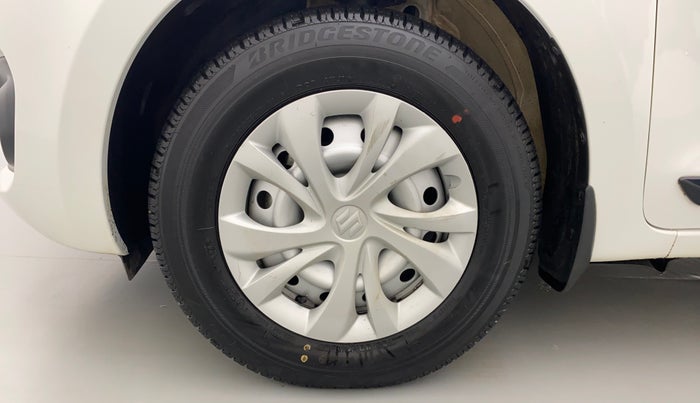 2021 Maruti Swift LXI D, Petrol, Manual, 17,691 km, Left Front Wheel