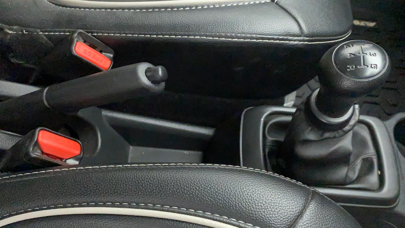 2022 Maruti Alto K10 VXI, Petrol, Manual, 6,186 km, Gear Lever