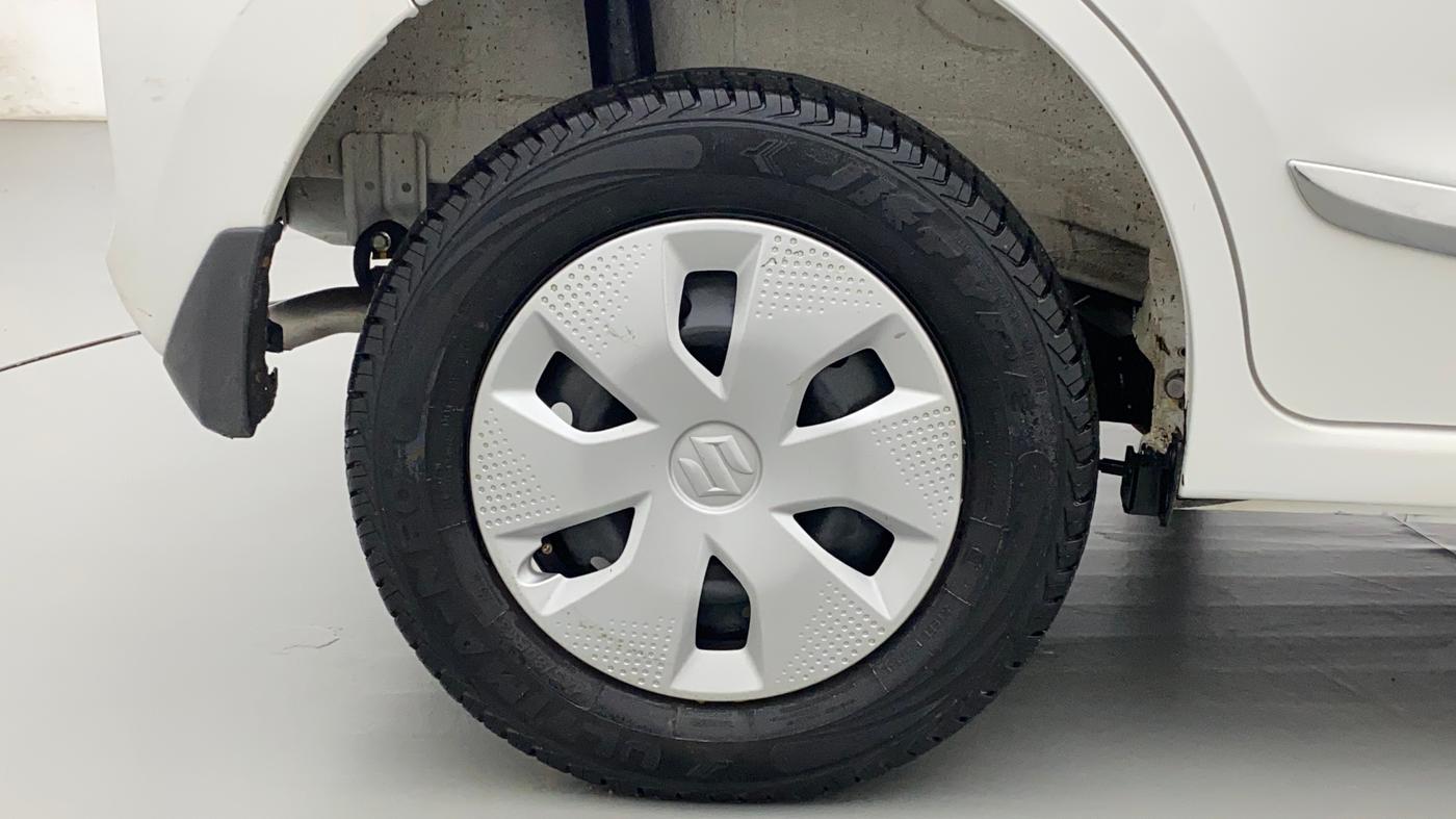 2022 Maruti Alto K10 VXI, Petrol, Manual, 6,186 km, Right Rear Wheel