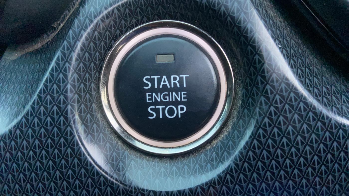 2024 Tata Safari ACCOMPLISHED PLUS DARK EDITION, Diesel, Manual, 44,296 km, Keyless Start/ Stop Button
