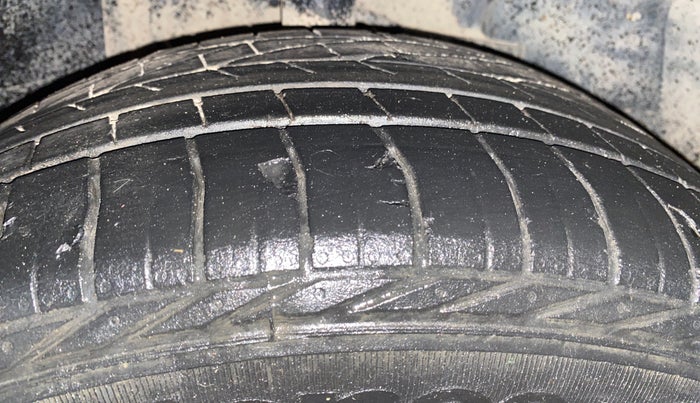 2022 Tata NEXON XZA PLUS PETROL, Petrol, Automatic, 62,499 km, Right Front Tyre Tread