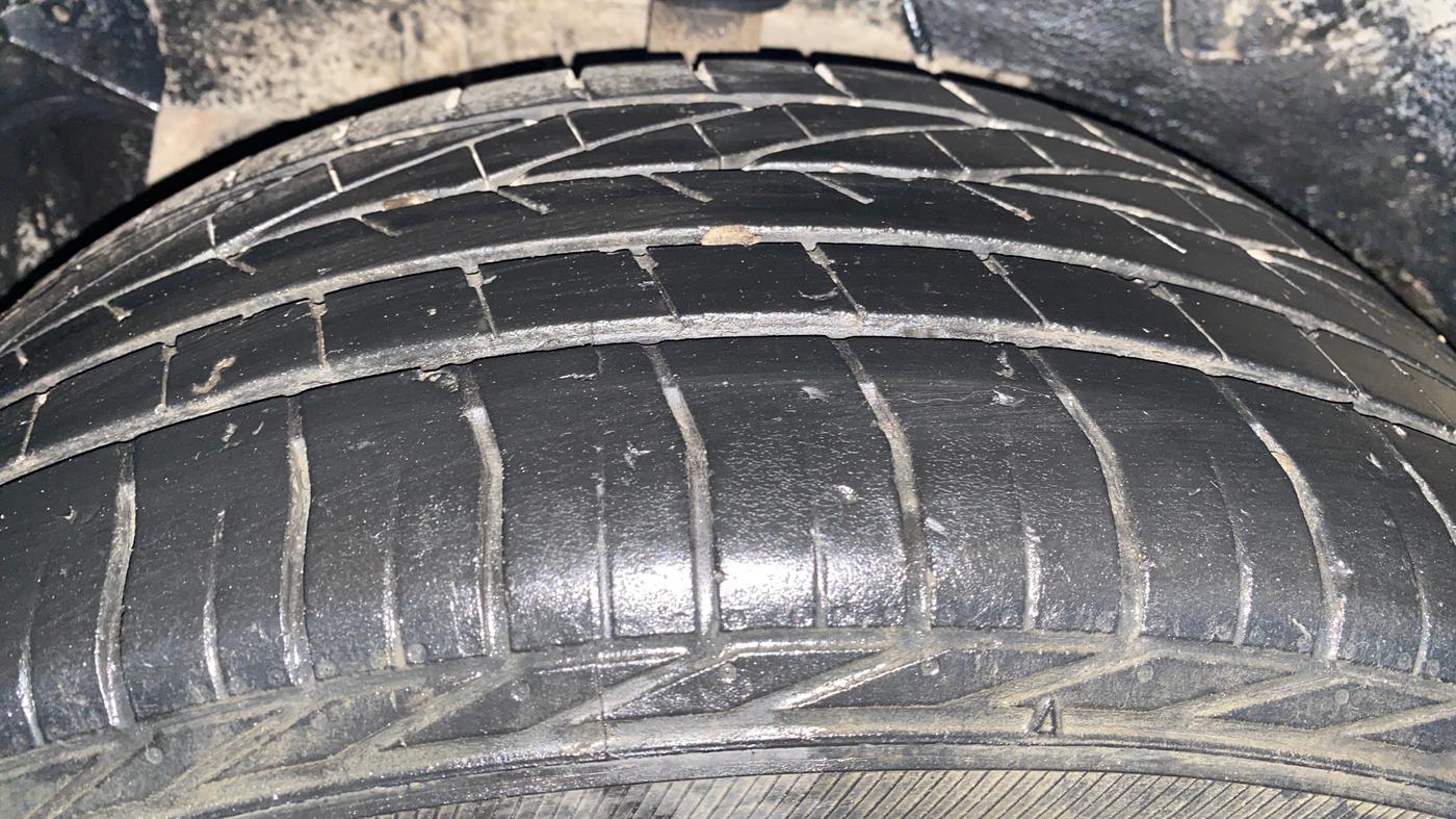 2022 Tata NEXON XZA PLUS PETROL, Petrol, Automatic, 61,987 km, Right Rear Tyre Tread
