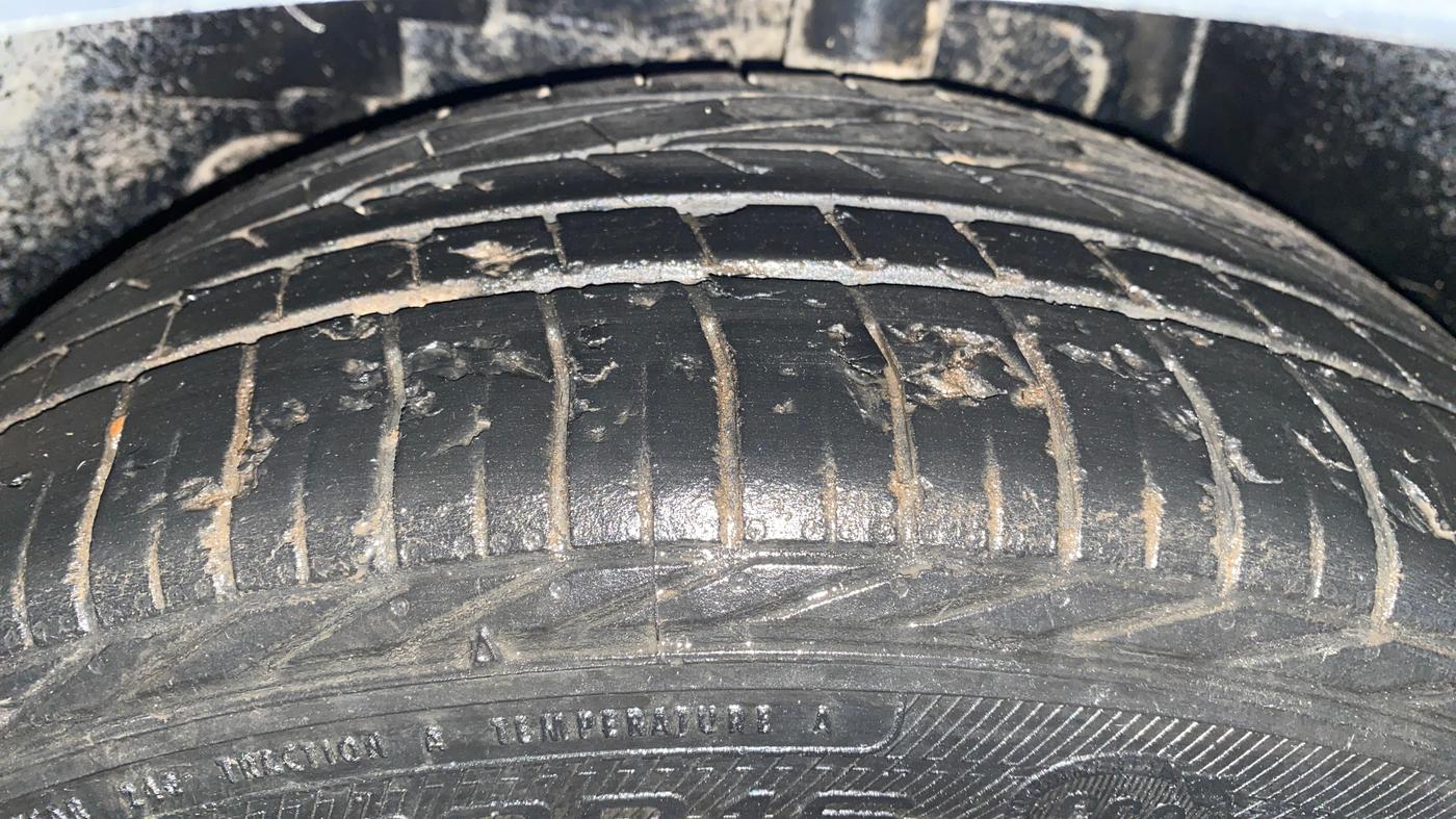 2022 Tata NEXON XZA PLUS PETROL, Petrol, Automatic, 61,987 km, Left Front Tyre Tread