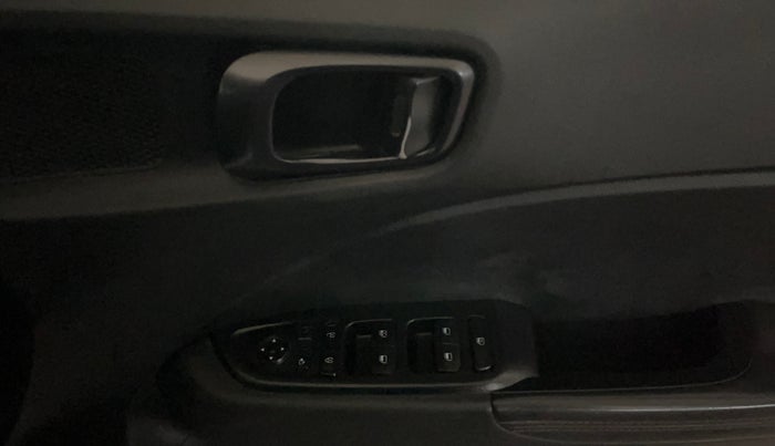 2024 Hyundai VENUE N LINE N8 1.0 TURBO DCT, Petrol, Automatic, 75,358 km, Driver Side Door Panels Control