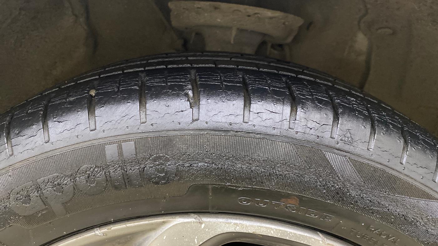 2018 Hyundai Elite i20 ASTA 1.2 DUAL TONE, Petrol, Manual, 25,083 km, Right Front Tyre Tread