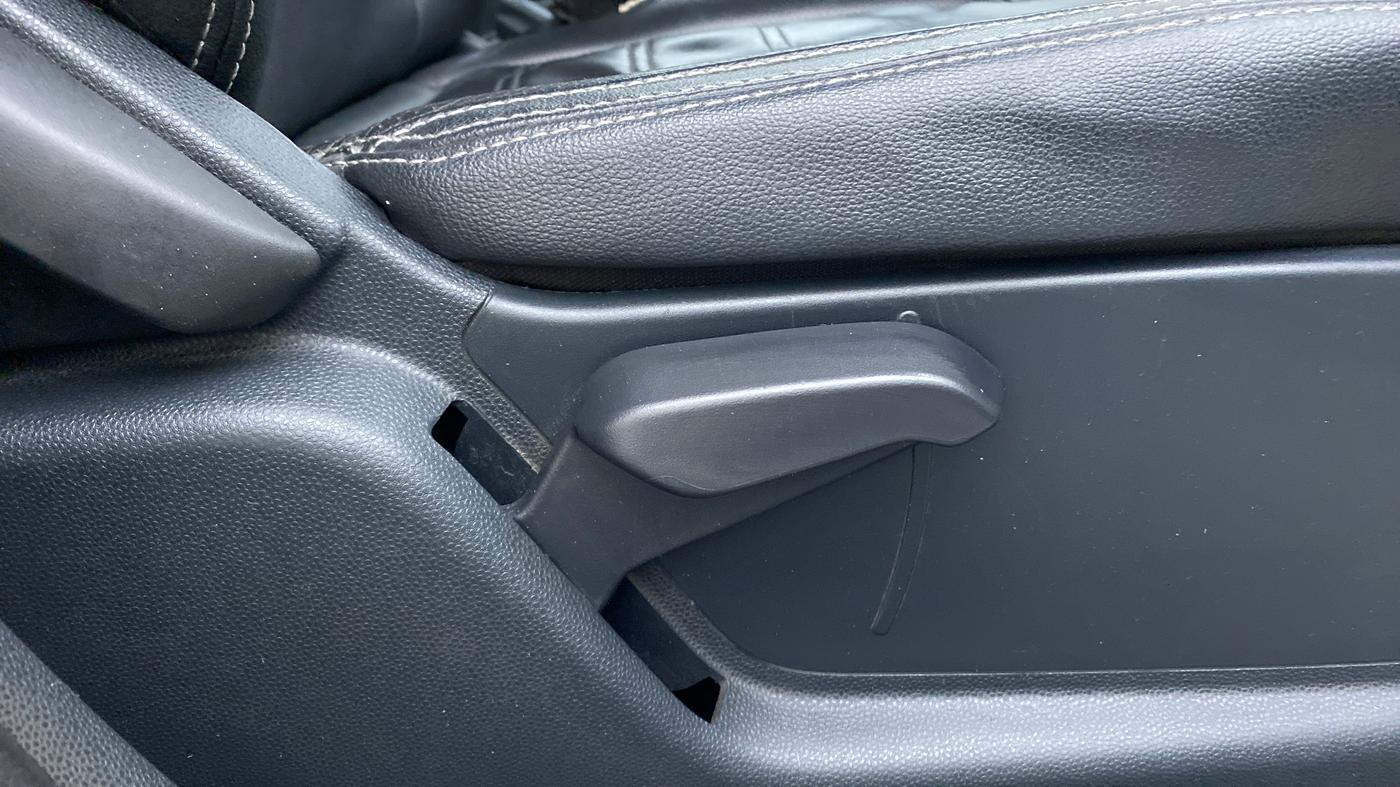 2018 Ford Ecosport TITANIUM + 1.5L PETROL AT, Petrol, Automatic, 64,621 km, Driver Side Adjustment Panel