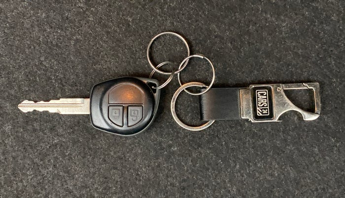 2014 Maruti Swift Dzire VXI, Petrol, Manual, 45,152 km, Key Close Up