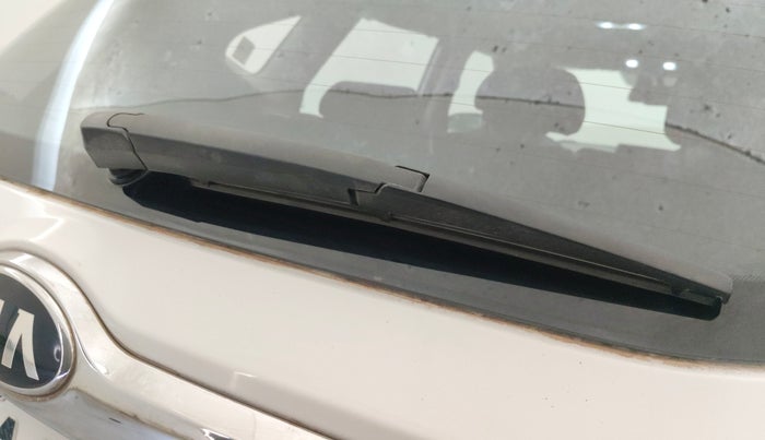 2020 KIA SELTOS GTX PLUS AT 1.5 DIESEL, Diesel, Automatic, 1,05,588 km, Rear Wiper