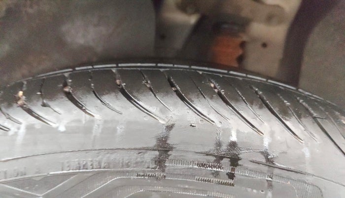 2020 KIA SELTOS GTX PLUS AT 1.5 DIESEL, Diesel, Automatic, 1,05,588 km, Left Rear Tyre Tread