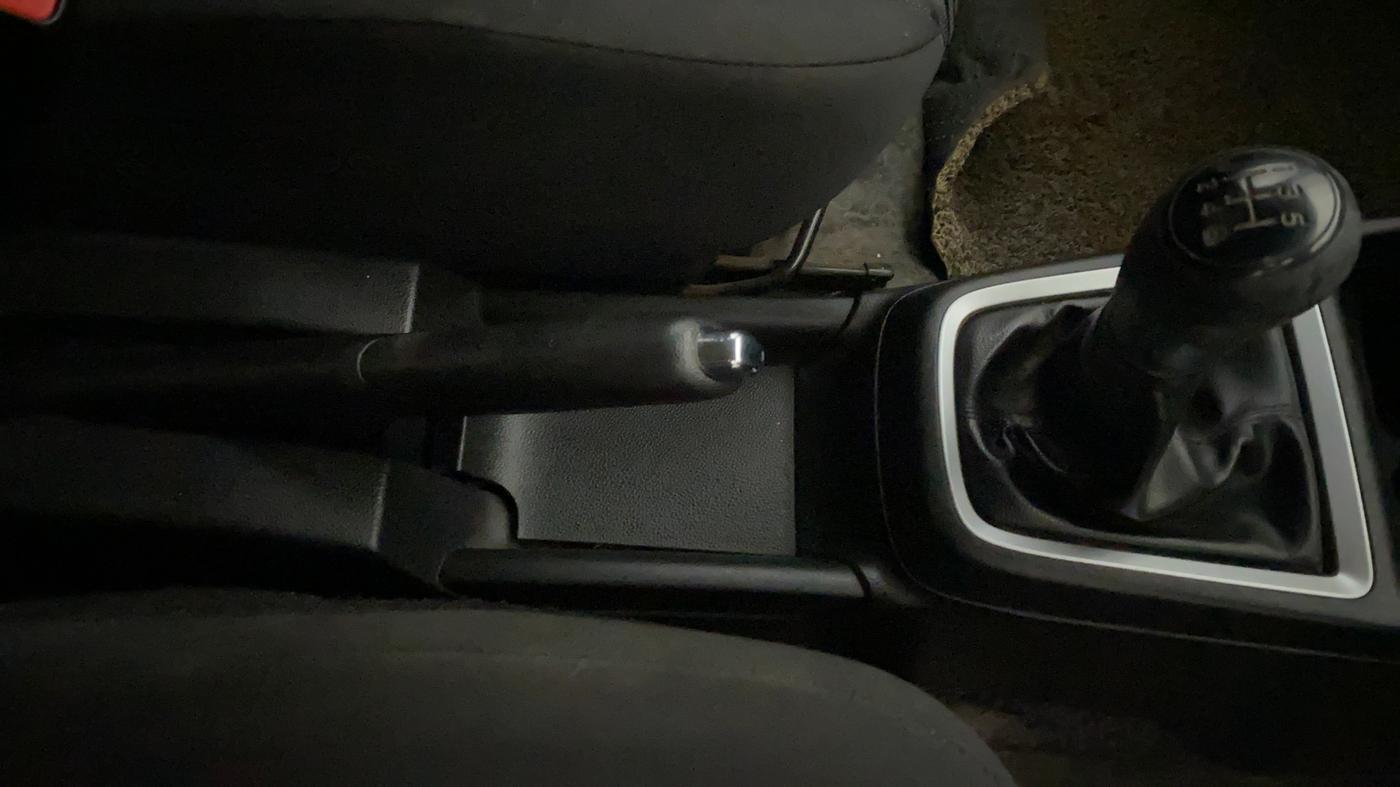 2018 Maruti Swift VXI, Petrol, Manual, 85,007 km, Gear Lever