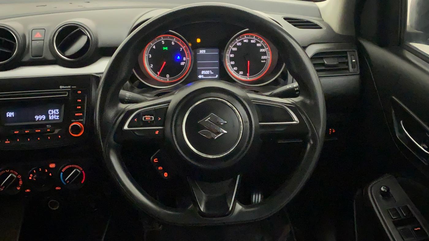 2018 Maruti Swift VXI, Petrol, Manual, 85,007 km, Steering Wheel Close Up