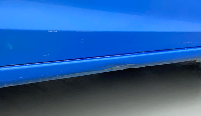 2012 Honda Brio S MT, Petrol, Manual, 72,717 km, Right running board - Slightly dented