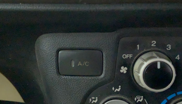 2012 Honda Brio S MT, Petrol, Manual, 72,717 km, AC Unit - Main switch light not functional
