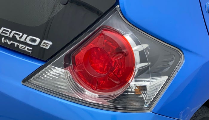 2012 Honda Brio S MT, Petrol, Manual, 72,717 km, Right tail light - Minor damage