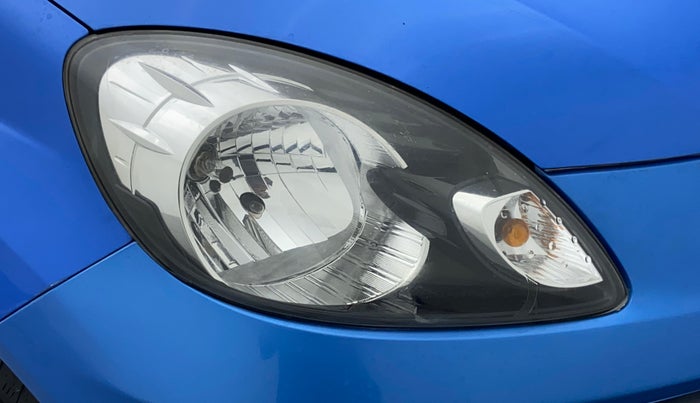 2012 Honda Brio S MT, Petrol, Manual, 72,717 km, Right headlight - Minor scratches