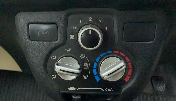 2012 Honda Brio S MT, Petrol, Manual, 72,717 km, AC Unit - Directional switch has minor damage