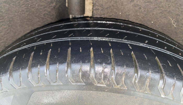 2015 Ford Ecosport AMBIENTE 1.5L PETROL, Petrol, Manual, 88,842 km, Right Rear Tyre Tread