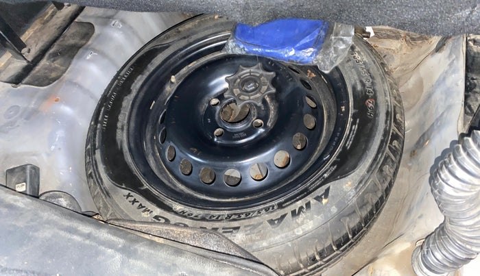 2016 Hyundai Grand i10 MAGNA 1.2 KAPPA VTVT, CNG, Manual, 1,41,978 km, Spare Tyre