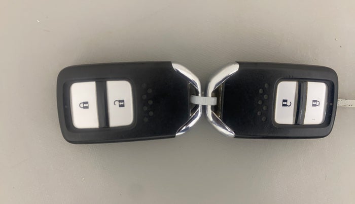 2017 Honda BR-V 1.5L I-VTEC V CVT, Petrol, Automatic, 79,081 km, Key Close Up