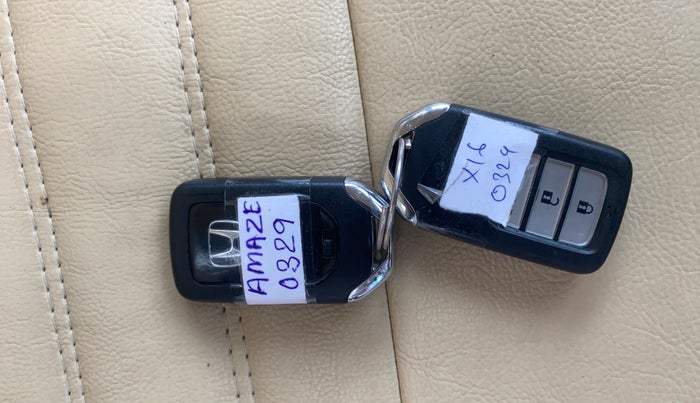 2018 Honda Amaze 1.2L I-VTEC V CVT, Petrol, Automatic, 45,528 km, Key Close Up