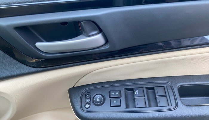 2018 Honda Amaze 1.2L I-VTEC V CVT, Petrol, Automatic, 45,528 km, Driver Side Door Panels Control