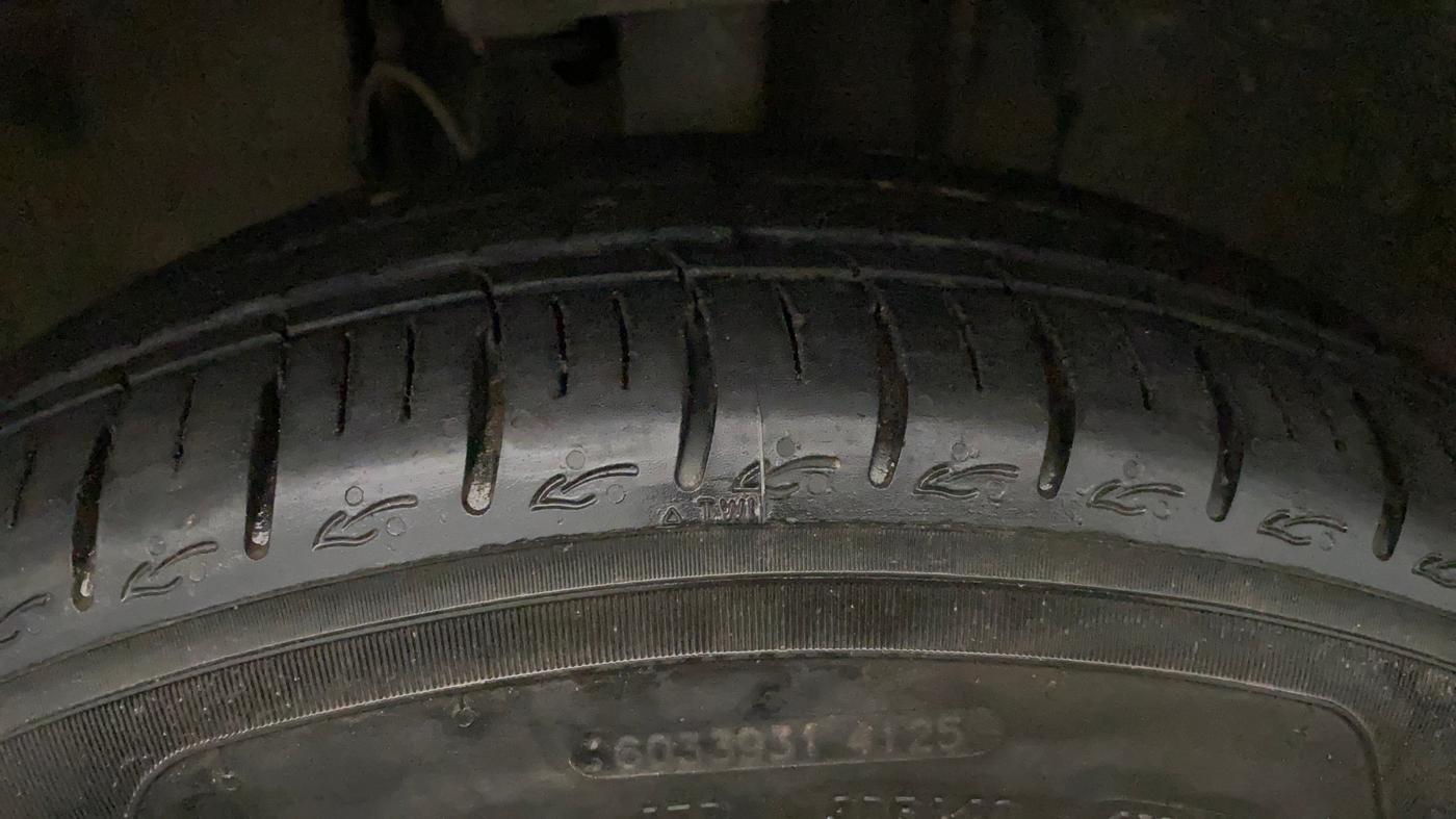 2021 Tata TIGOR XZ PLUS PETROL, Petrol, Manual, 76,396 km, Left Front Tyre Tread