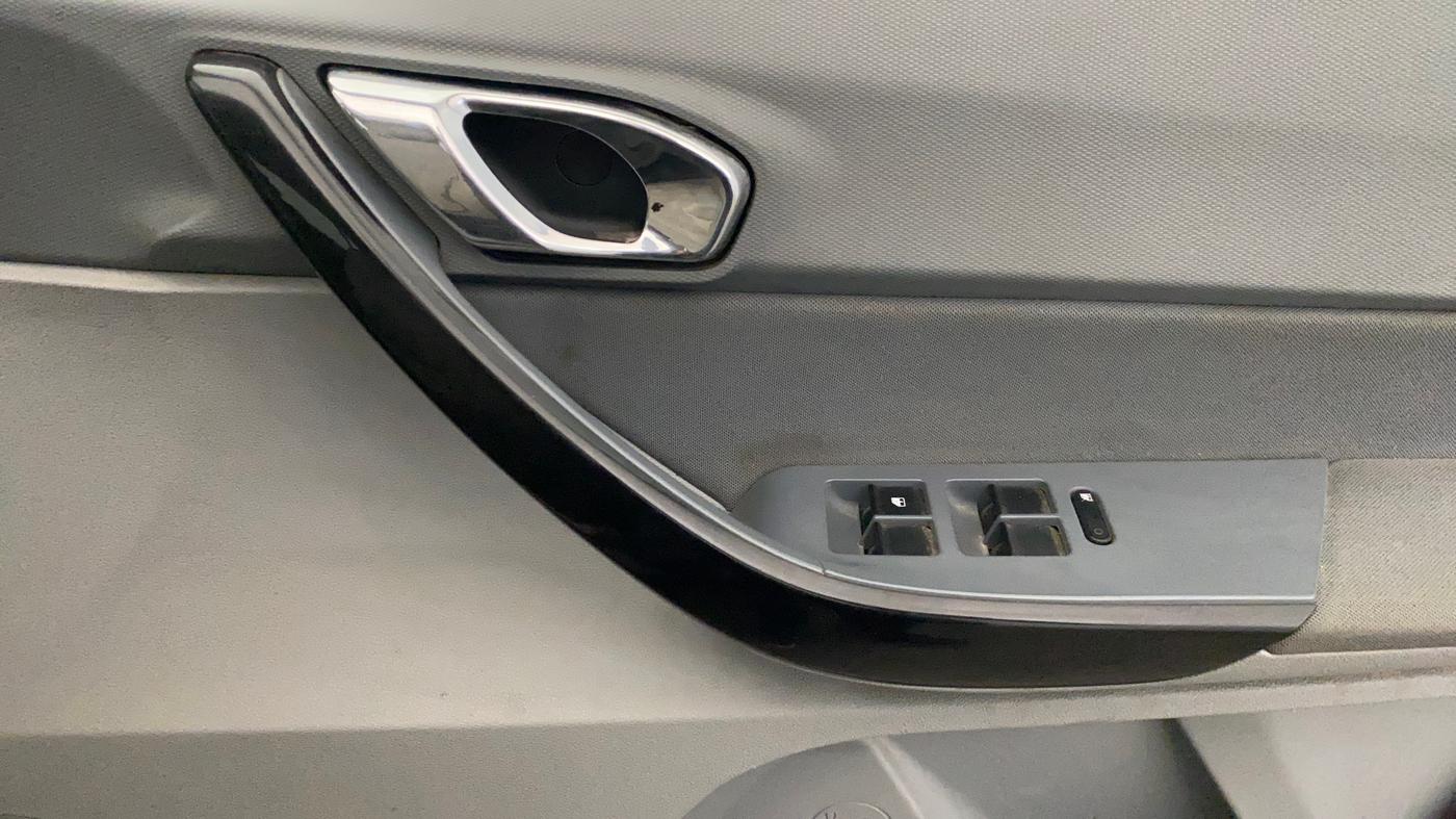 2021 Tata TIGOR XZ PLUS PETROL, Petrol, Manual, 76,396 km, Driver Side Door Panels Control