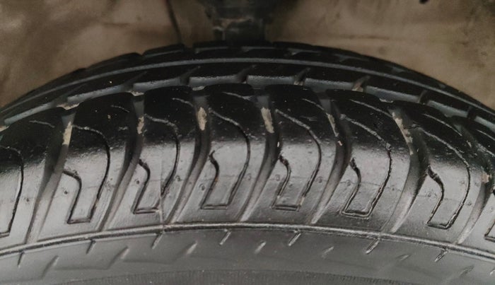 2018 Maruti Wagon R 1.0 VXI, Petrol, Manual, 42,943 km, Right Front Tyre Tread